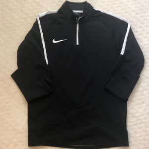 Men’s Nike 1/4 Zip Sweatshirt